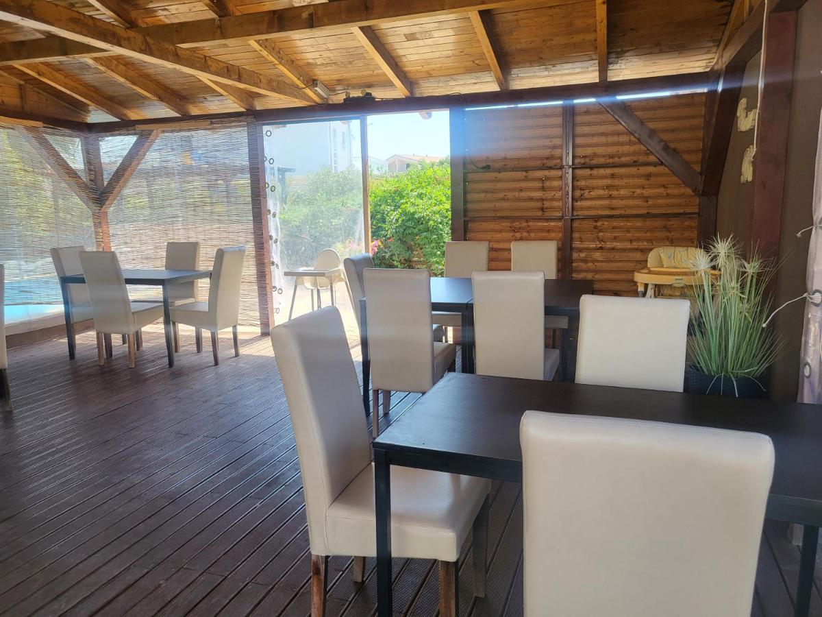 Villa Garden Вир Екстериор снимка