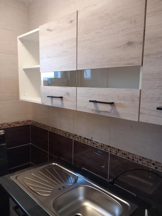 Villa Garden Вир Екстериор снимка