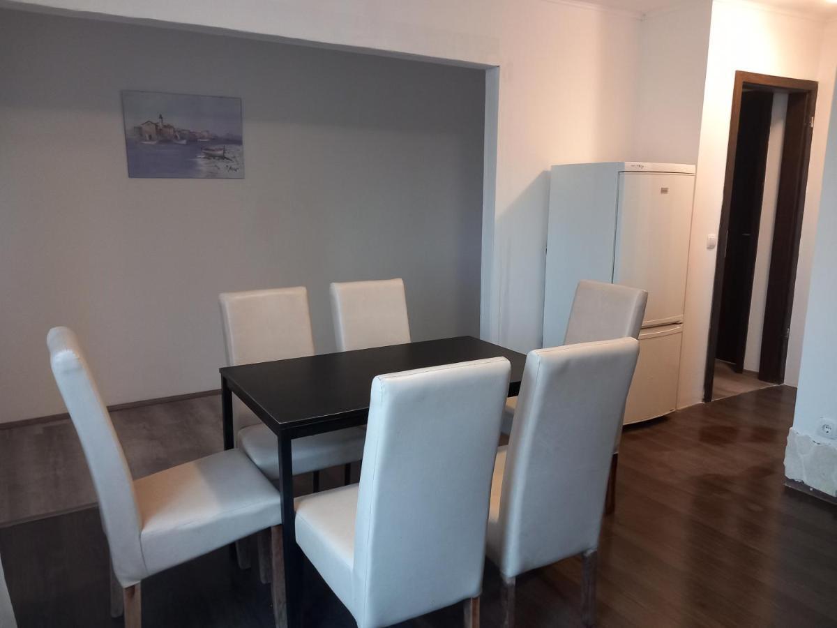 Villa Garden Вир Екстериор снимка
