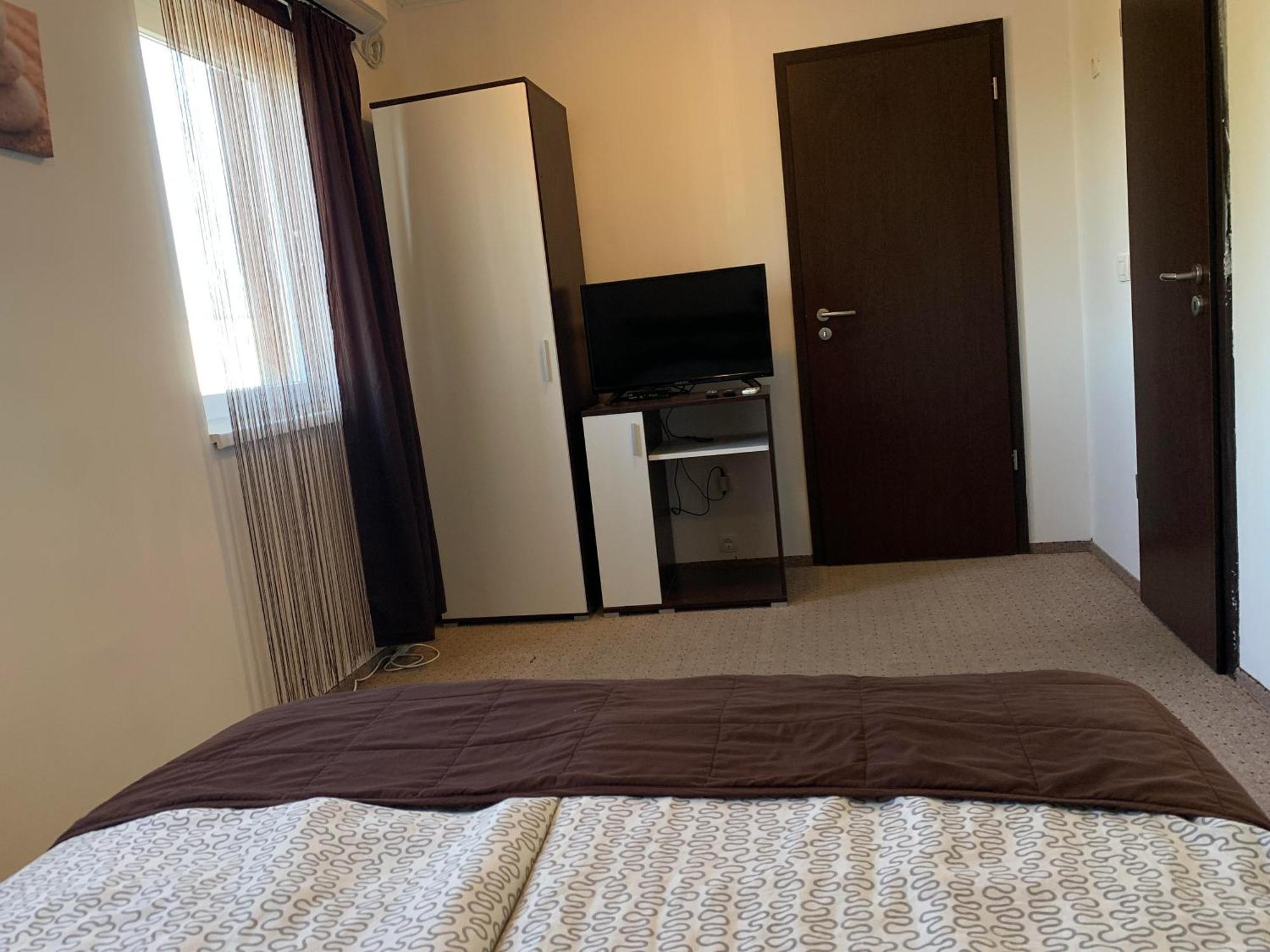 Villa Garden Вир Екстериор снимка